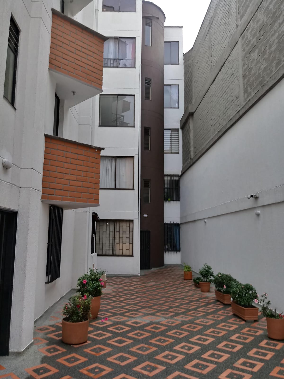 Apartamento En La America/ Arrecife / Cod 663
