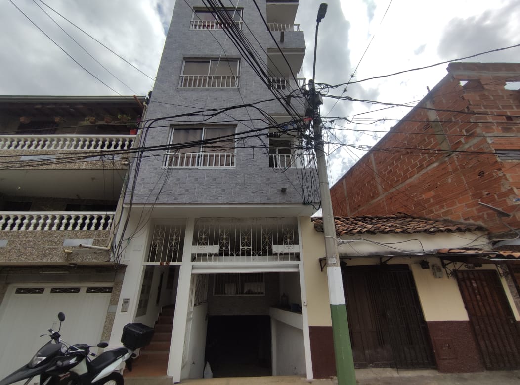 APARTAMENTO EN BELLO MESA/ COD 669